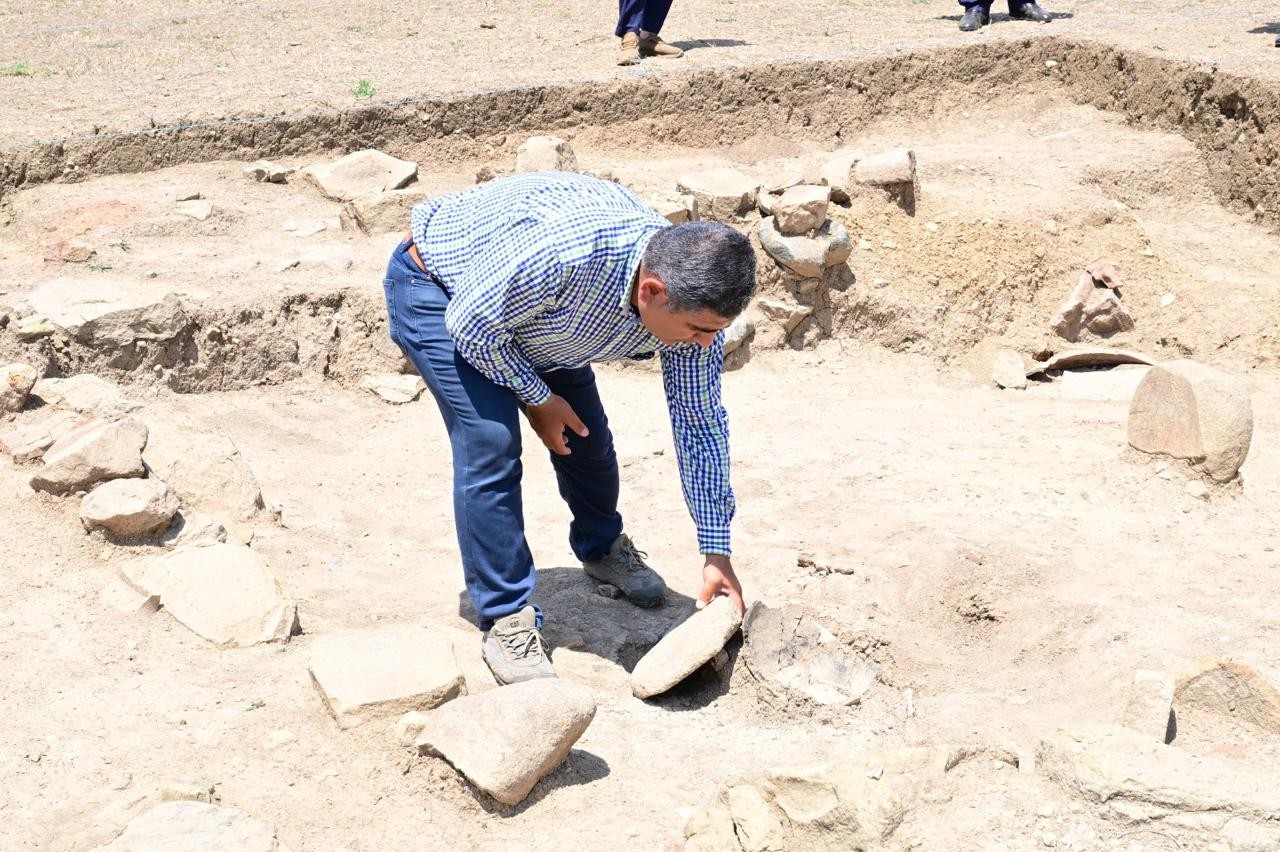 Mədəniyyət naziri Yardımlıda aparılan arxeoloji tədqiqat işləri ilə tanış olub - FOTOLAR